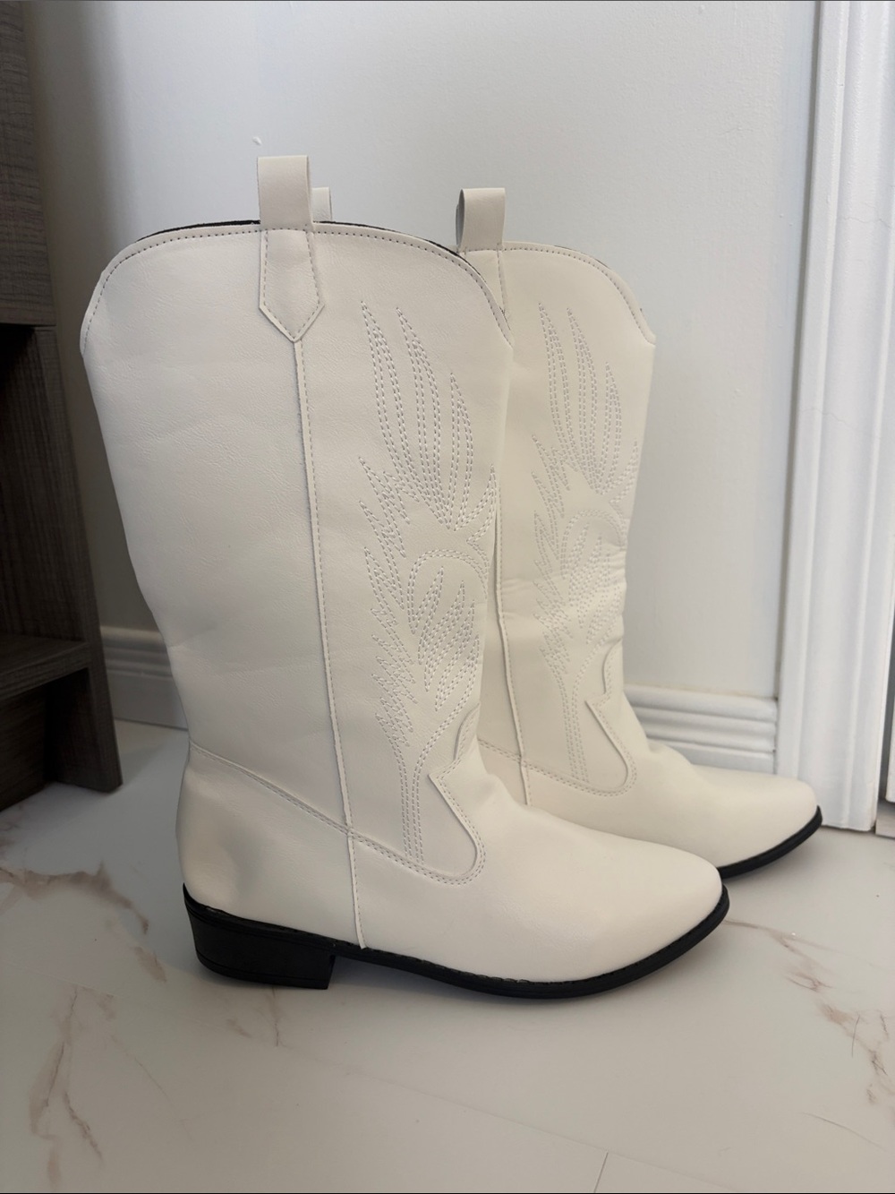 SHEIN Cream Lace-Up Western Cowboy Boots